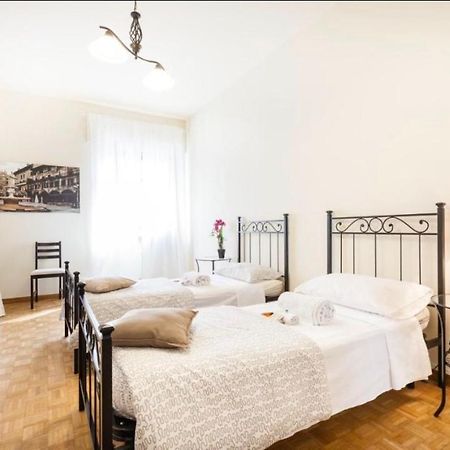 B&B Happiness - City Center Werona Zewnętrze zdjęcie
