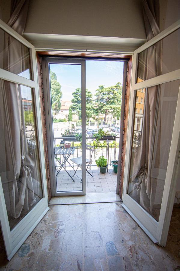 B&B Happiness - City Center Werona Zewnętrze zdjęcie
