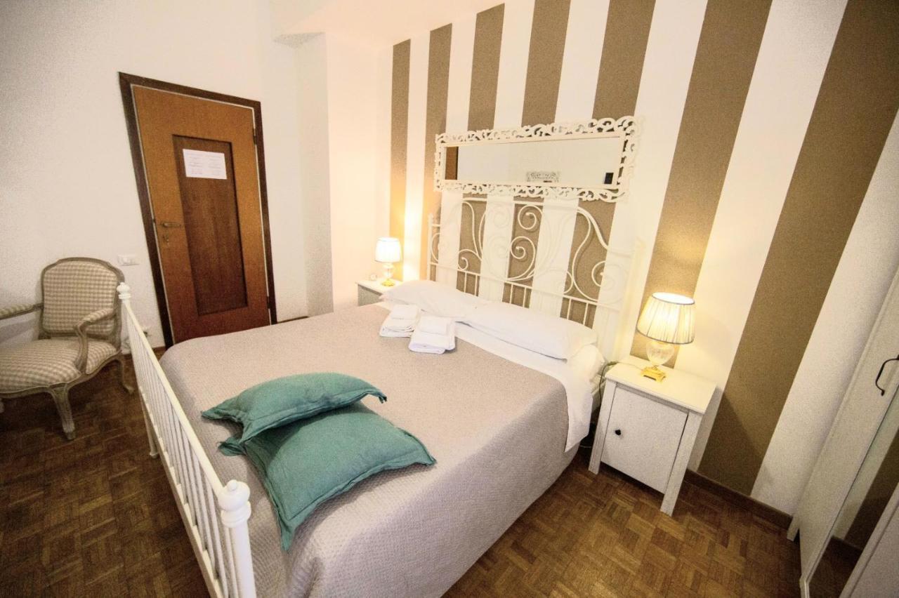 B&B Happiness - City Center Werona Zewnętrze zdjęcie