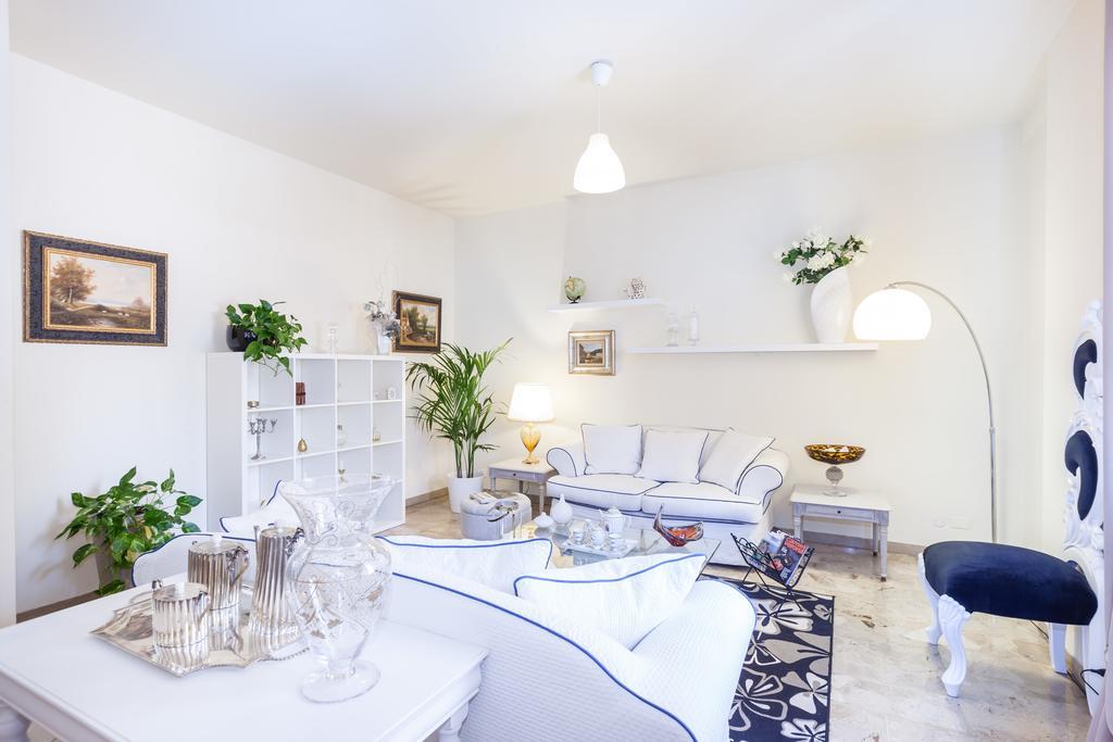B&B Happiness - City Center Werona Zewnętrze zdjęcie